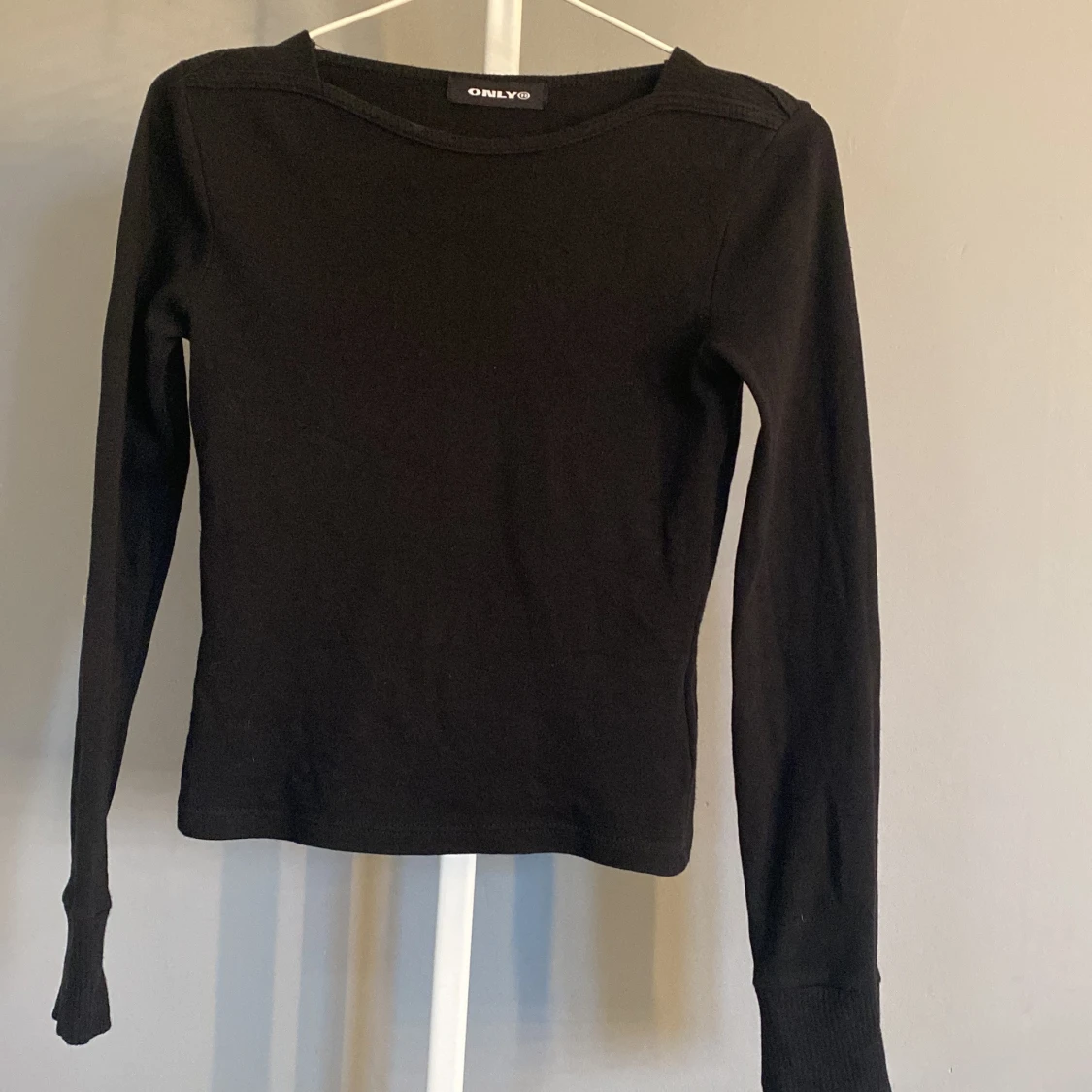 Svart långärmad tröja från ONLY