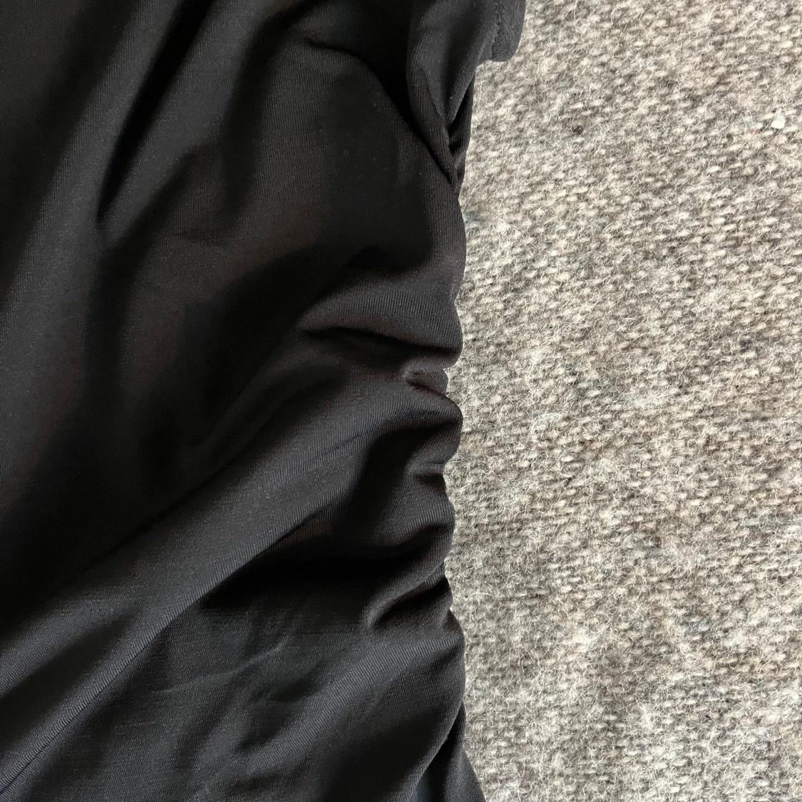 Svart ärmlös topp - 3