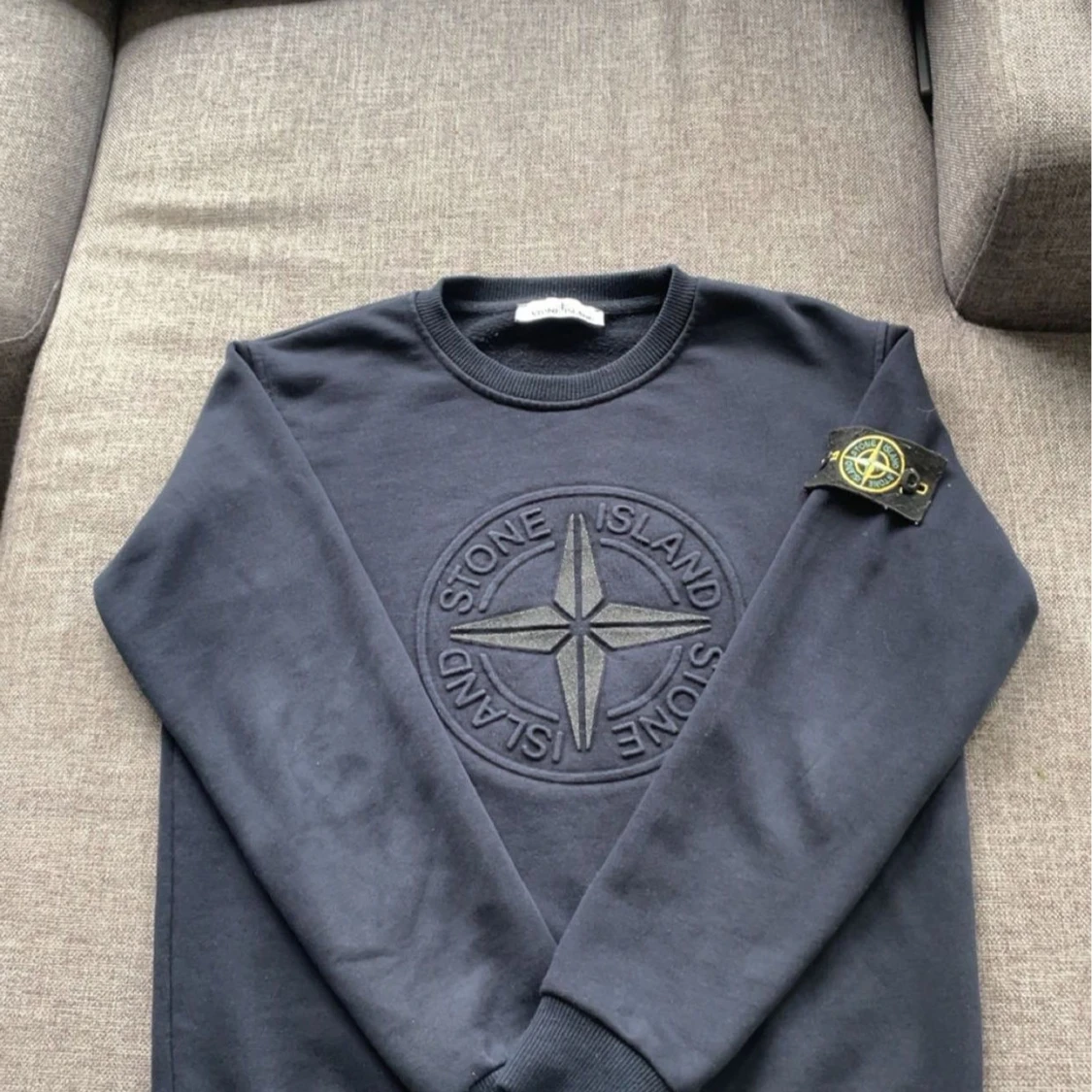 Mörkblå sweatshirt från Stone Island