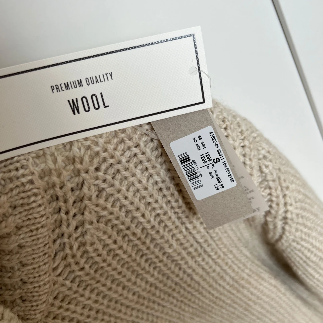 Beige polotröja från Kay Day  - 1