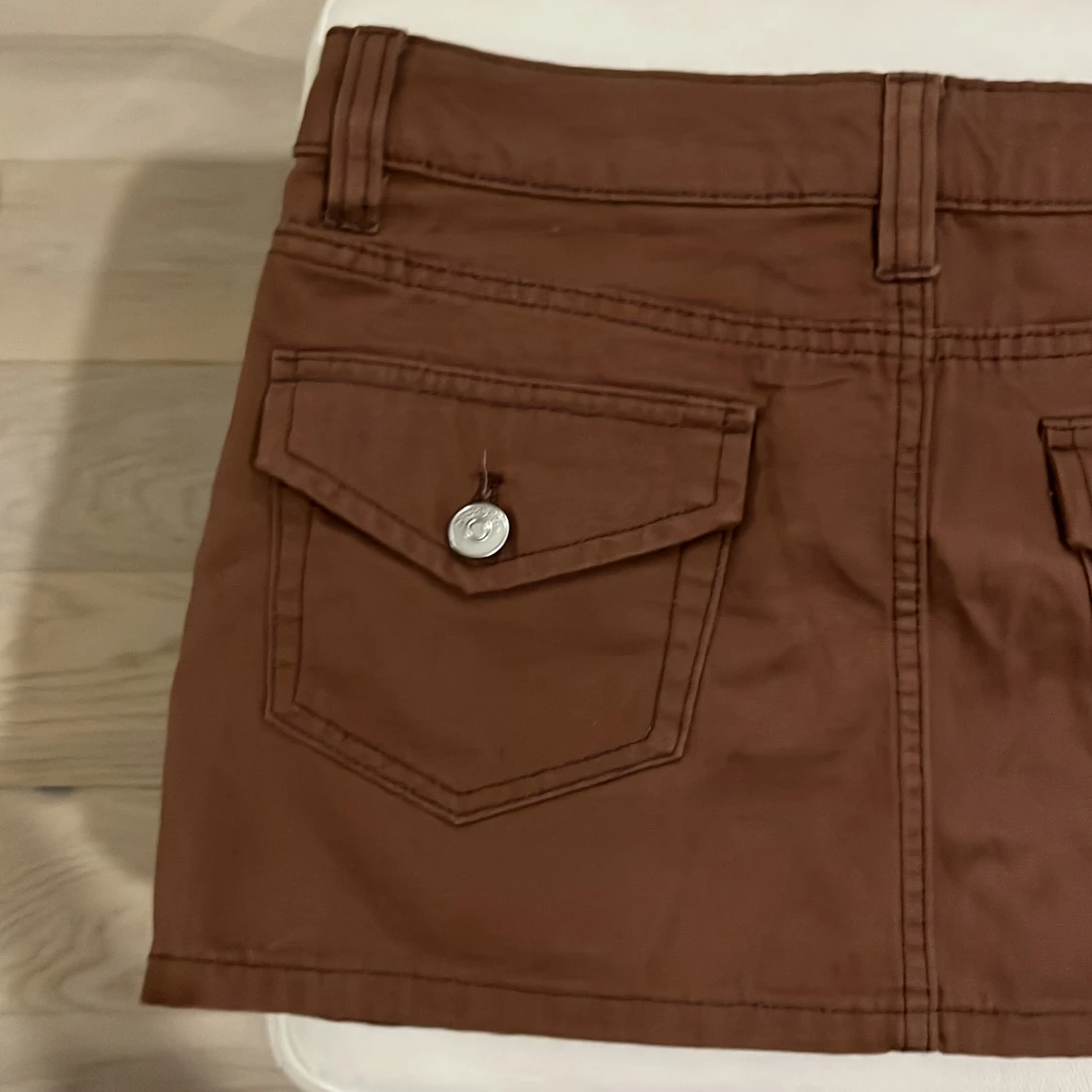 Brun kortkjol från H&M Divided - 4