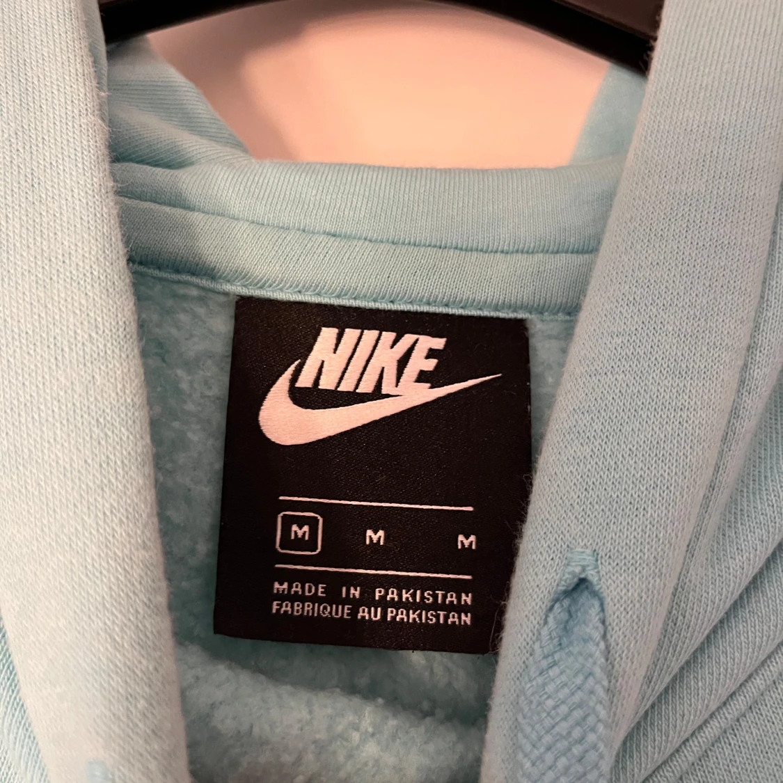 Ljusblå hoodie från Nike - 2