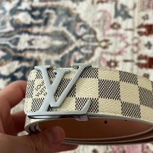 Snygg bälte - Size: 105 cm