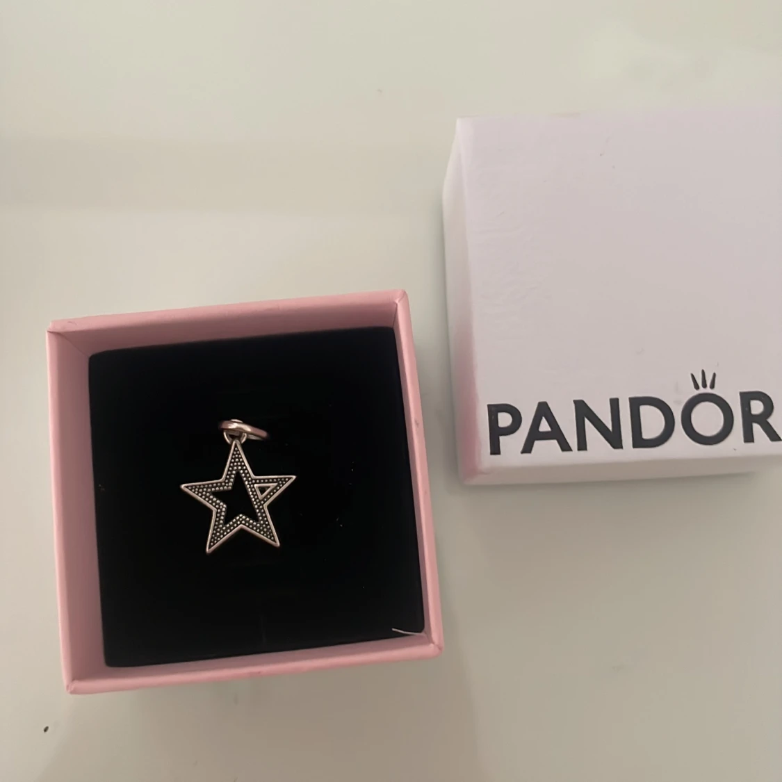 Pandora stjärnberlock i silver
