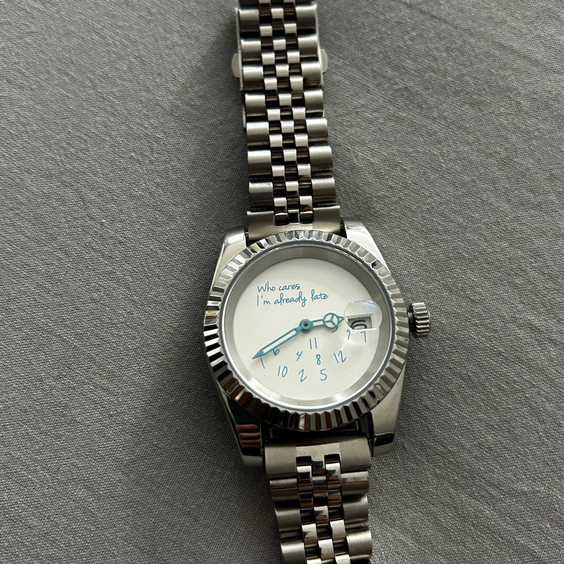 Fin klocka som sticker ut - 1