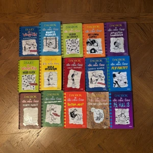 Barnböcker - 15 st Dagbok för alla mina fans böcker - Oerhört bra skick! Säljs i ett paketpris för 525 kr, annars 50 kr/per bok Kan hämtas upp 
