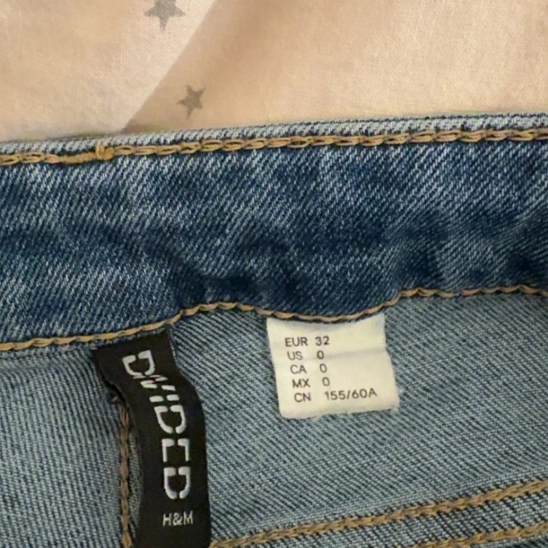 Blå bootcut jeans från H&M Divided - 2