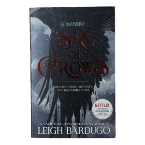 Six of Crows by Leigh Bardugo - Language: English. Very good condition