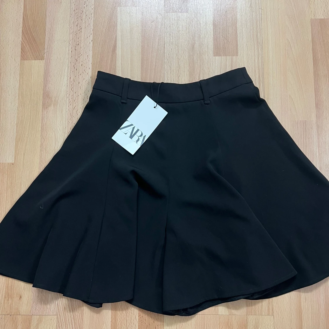 Svart skort från Zara