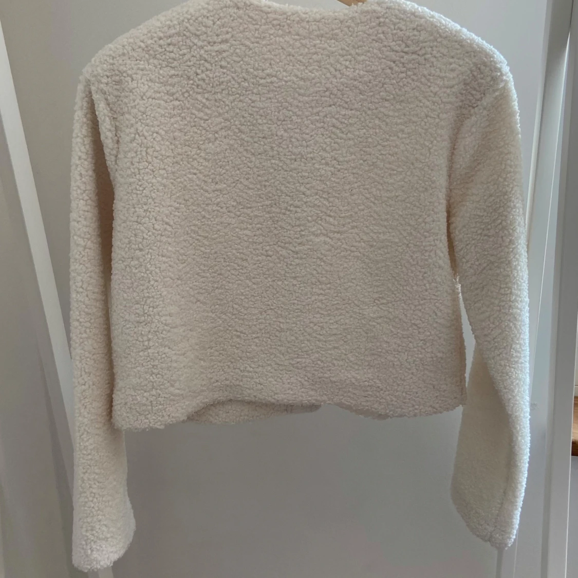 Beige teddyjacka från H&M - 2