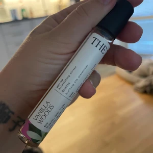 Parfym - The 7 virtues. Ca 5-6 ml 