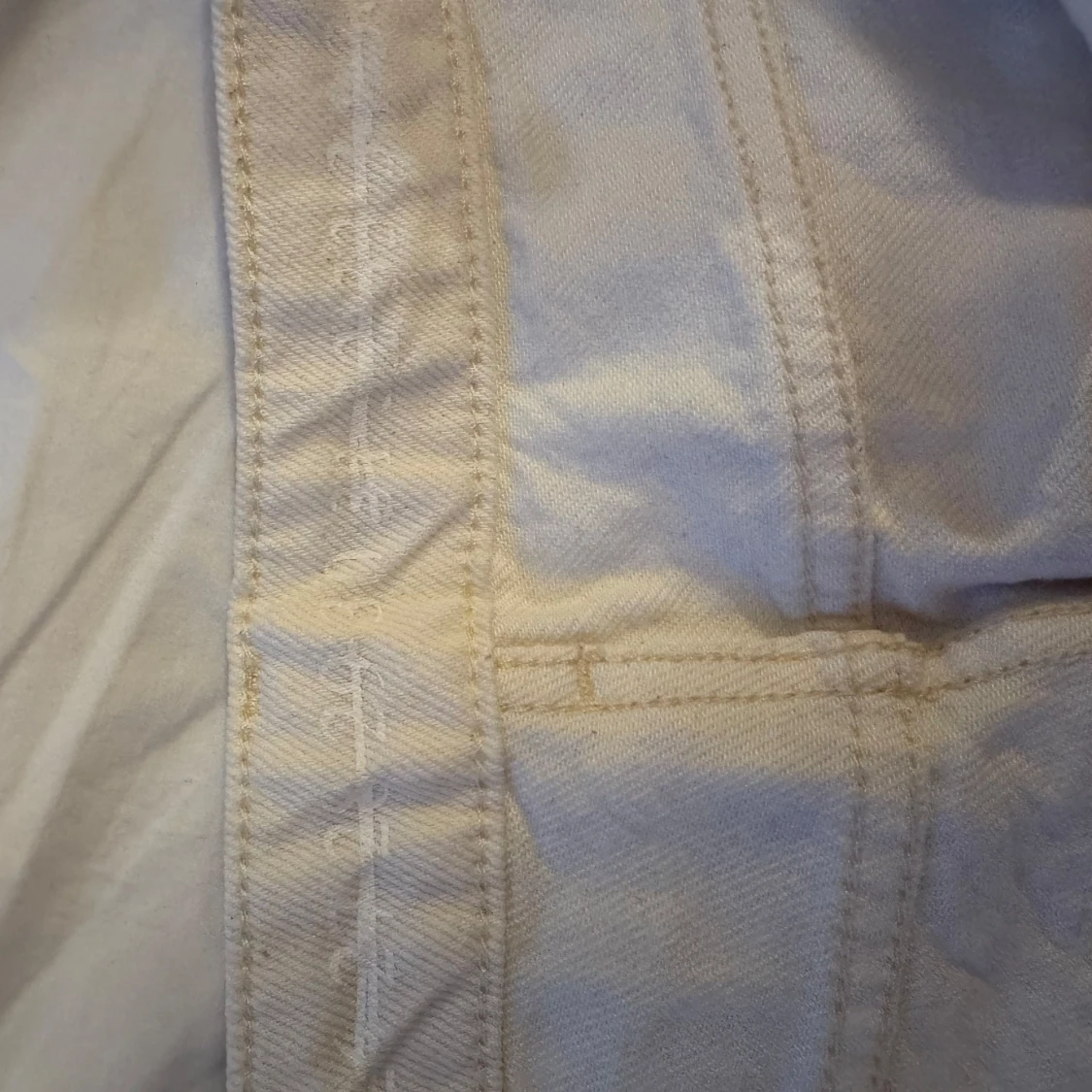 Vita raka jeans från Never Denim - 3