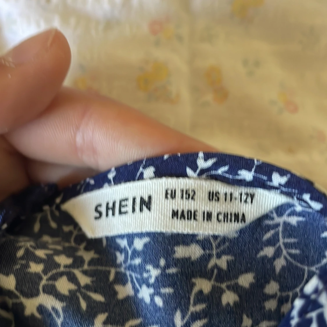 Blommig blå kortklänning från SHEIN - 2