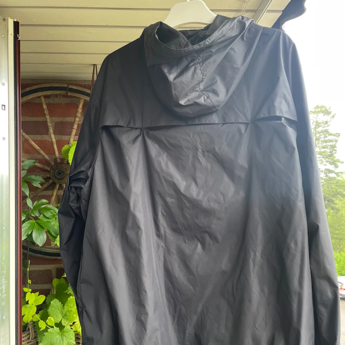 Svart vindjacka från Ellesse - 1