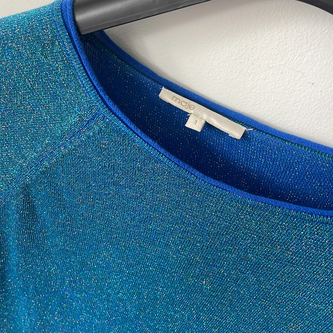 Blå glittrig Maje- topp med kort ärm - 2