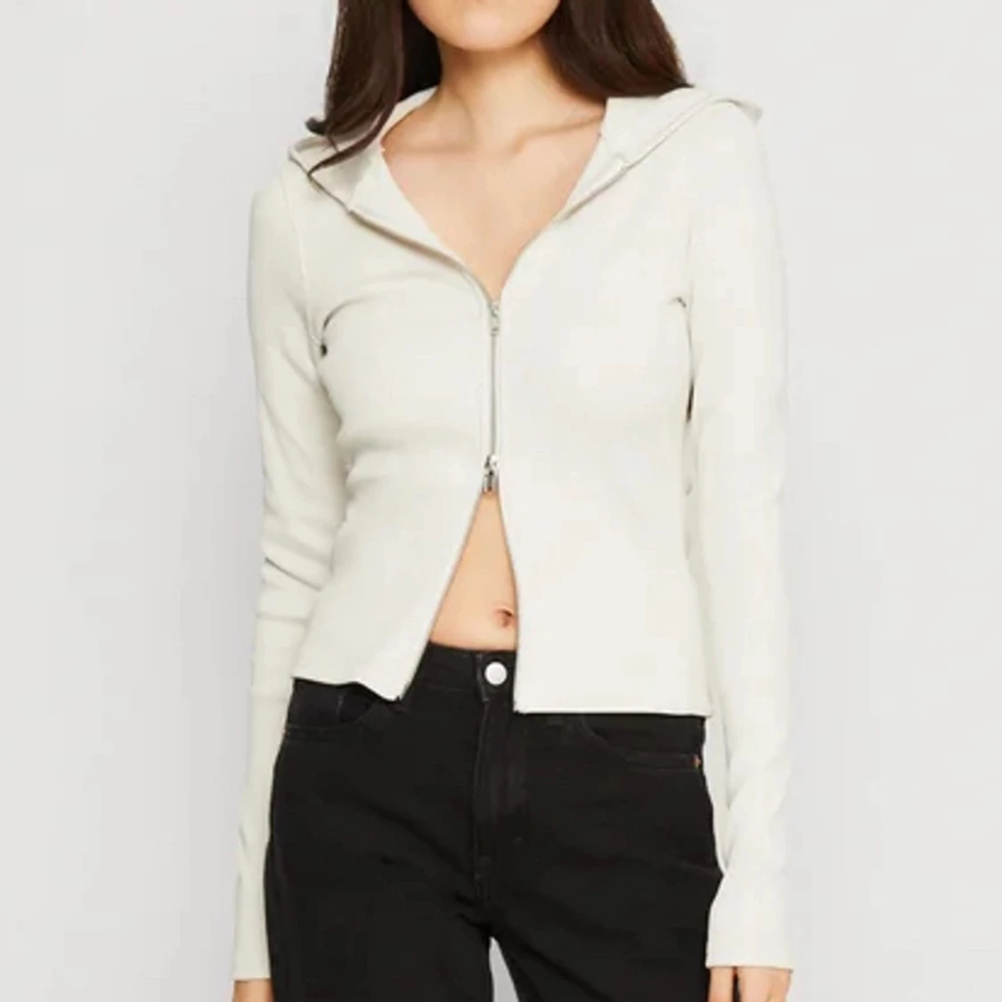 Weekday Cut Tight Zip Hoodie / Ribbad Tight Tröja Med Dragkedja - 90