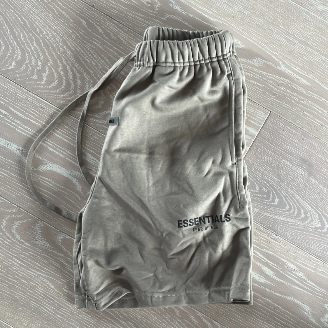 Essentials shorts - 2