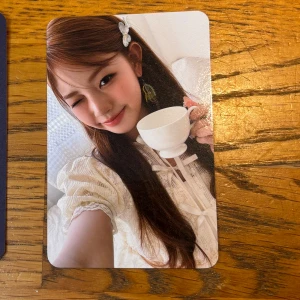 Unis Yoona photocard  - Från Unis- Swicy Keyring version album 