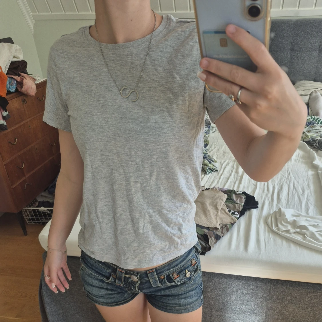 Grå t-shirt från Friboo - 4