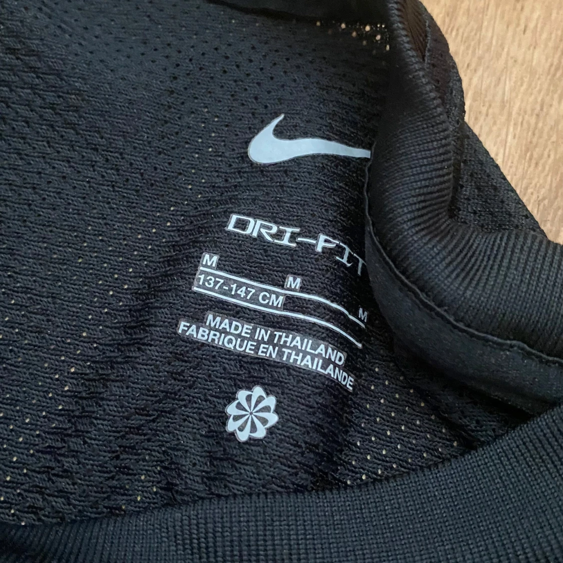 Svart Nike Dri-Fit fotbollströja M - 1