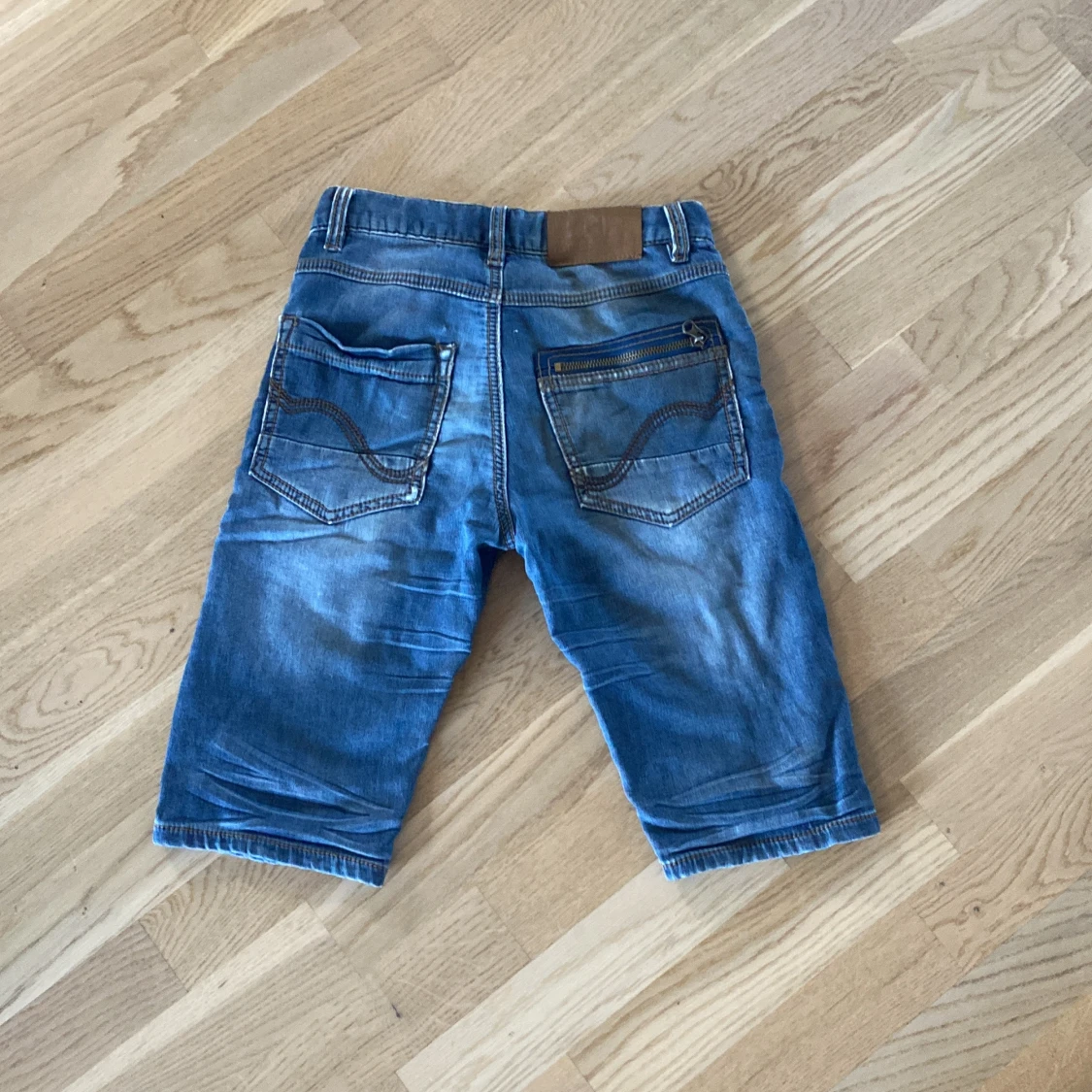 Blå jeansshorts från Lab Industries - 1