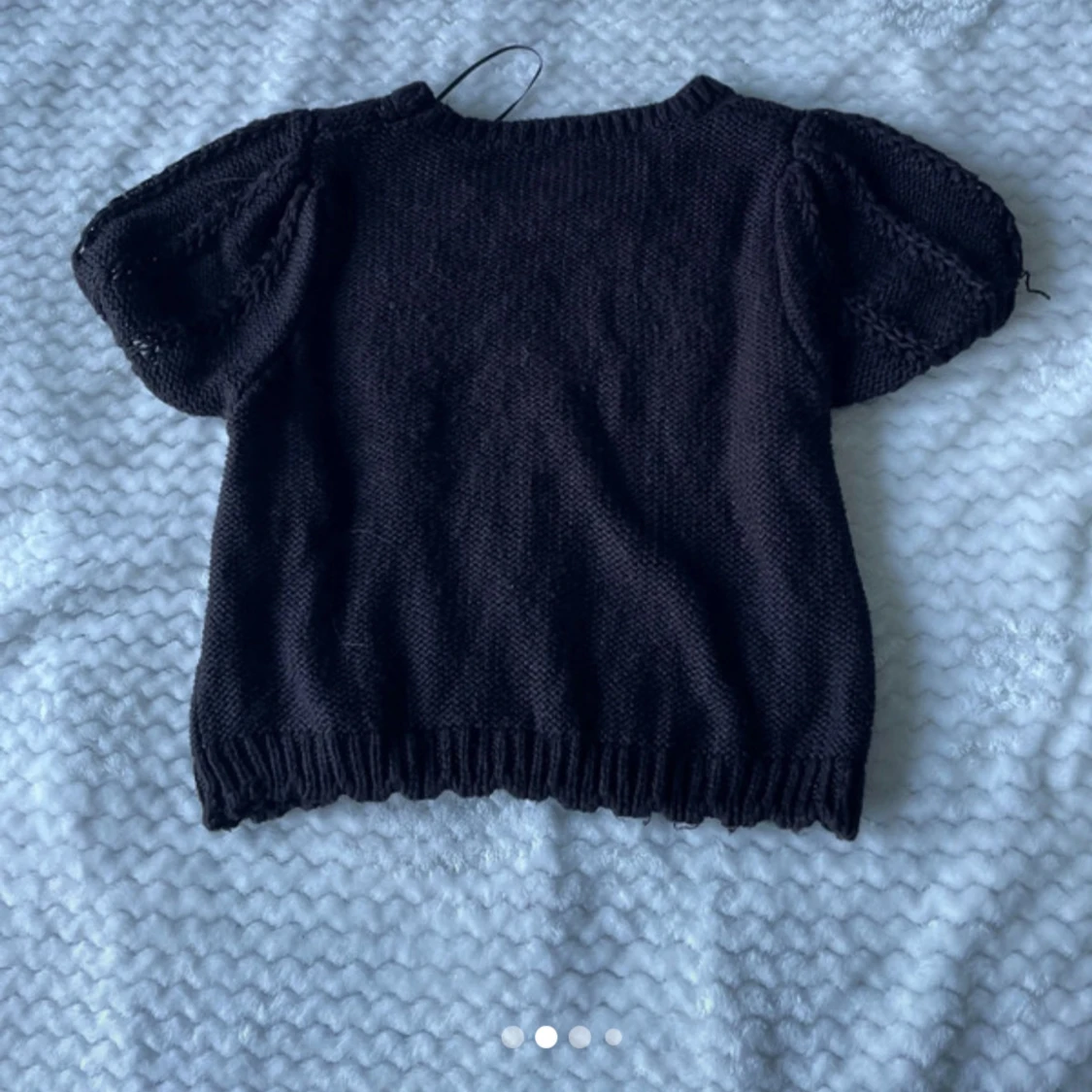 Svart stickad croppad topp - 3