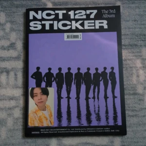 NCT 127 sticker - NCT 127 album med Johnny photocard och jaehyun postcard. Kpop
