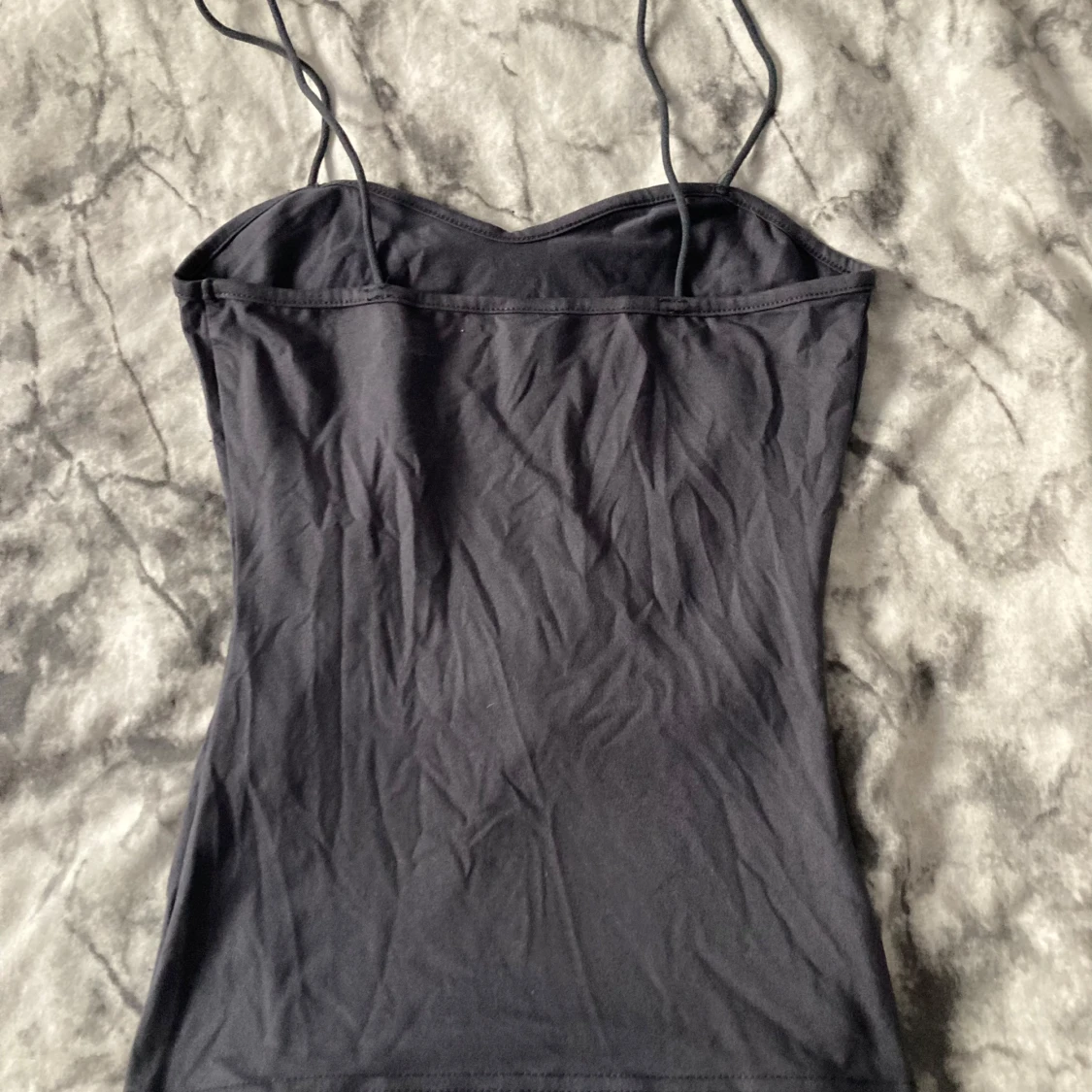 Mörk grå-blå linnetopp  - 1