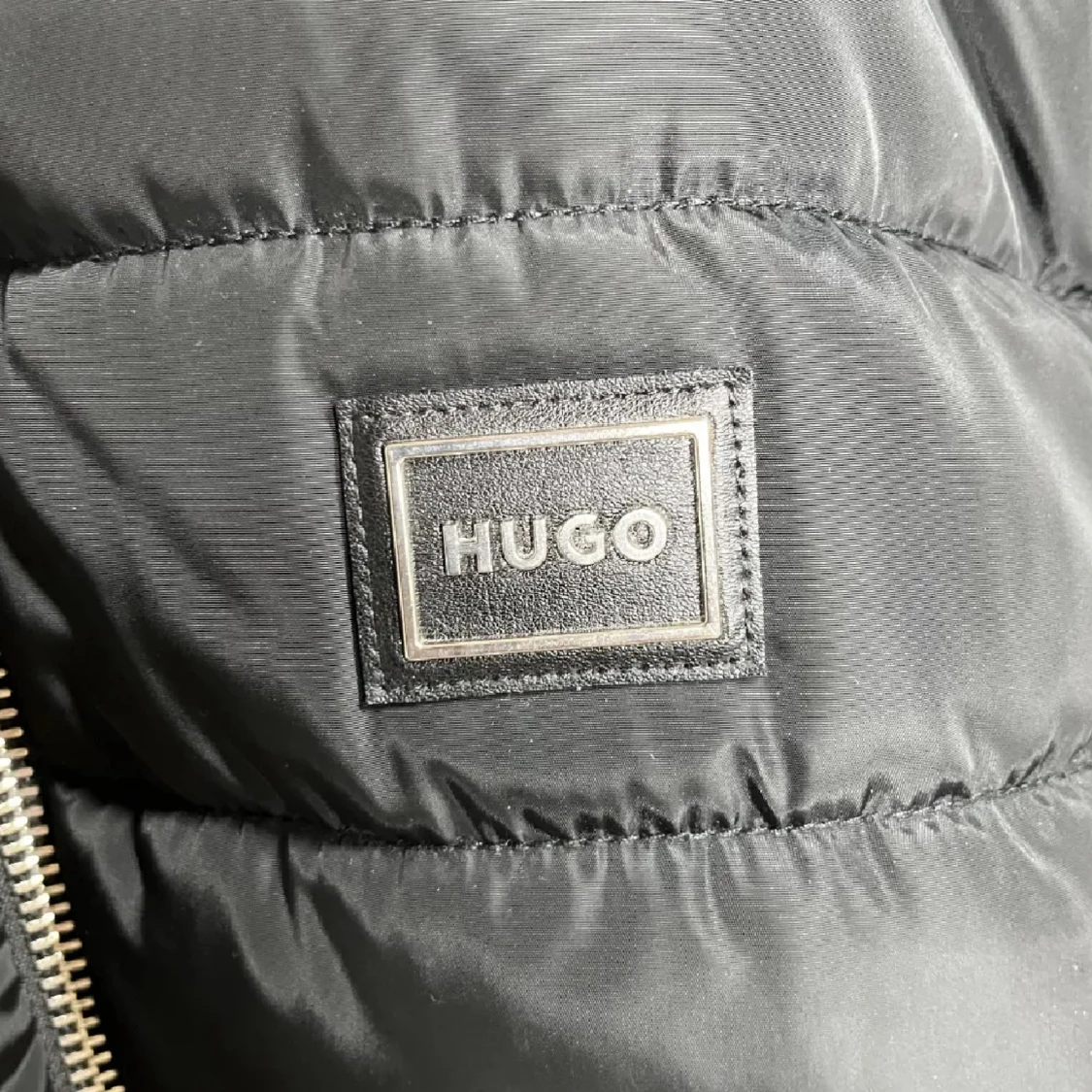 Svart cardigan från Hugo  - 2