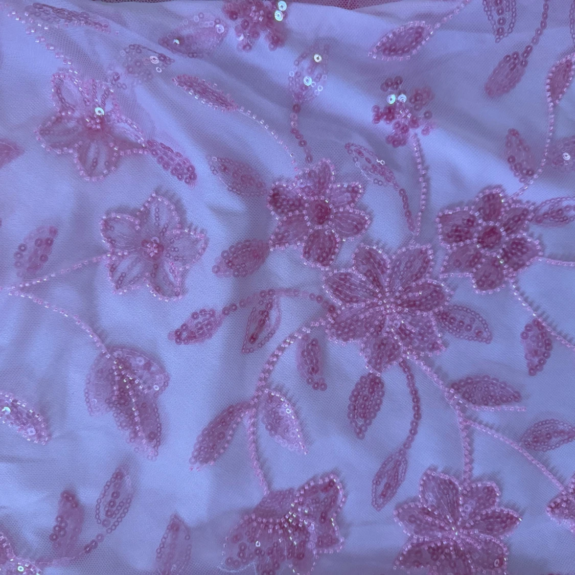 Rosa blommig axelbandslös kortklänning - 4