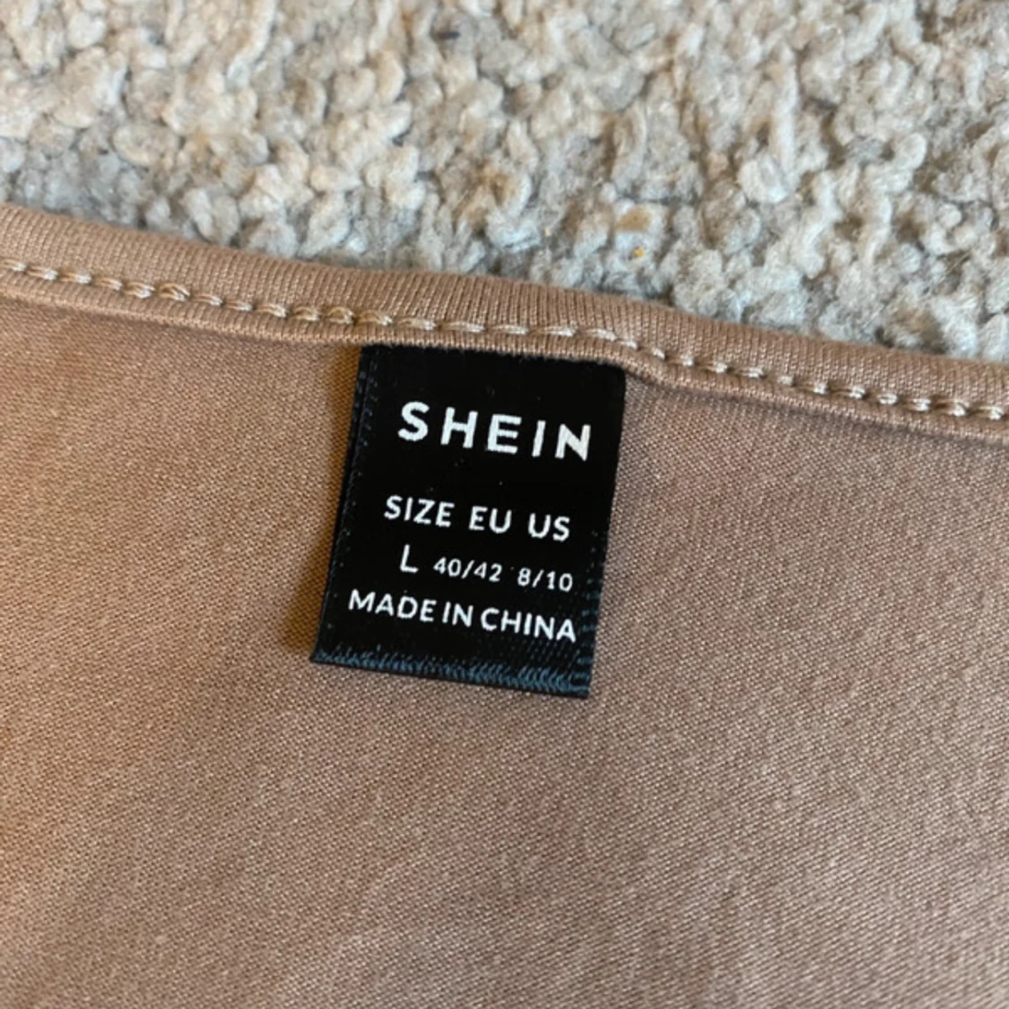 Beige långärmad topp från SHEIN - 1