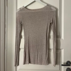 Intimissimi tröja - Säljer en Intimissimi tröja i storlek S 