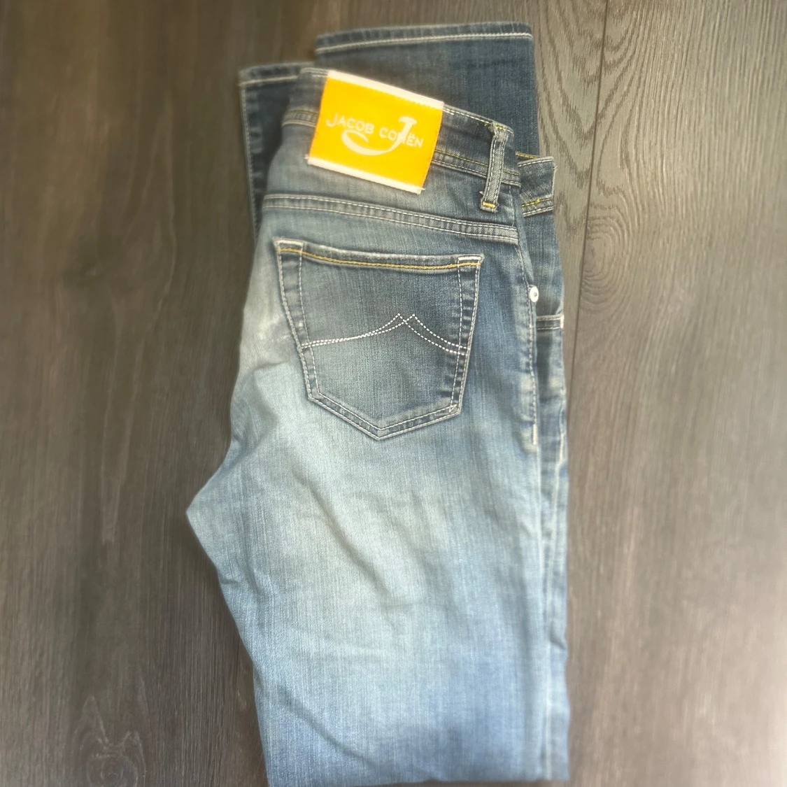 Blå jeans från Jacob Cohen - 1