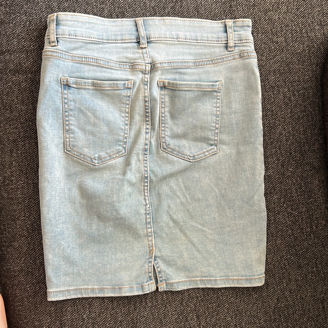 Ljusblå jeanskjol - 1