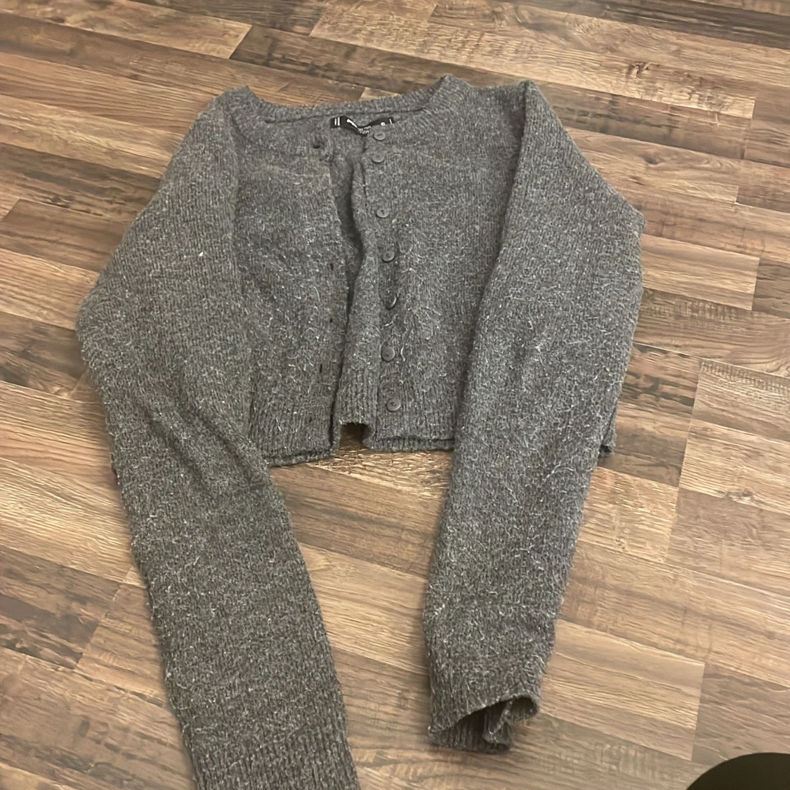 Grå croppad kofta från FB Sister - 1