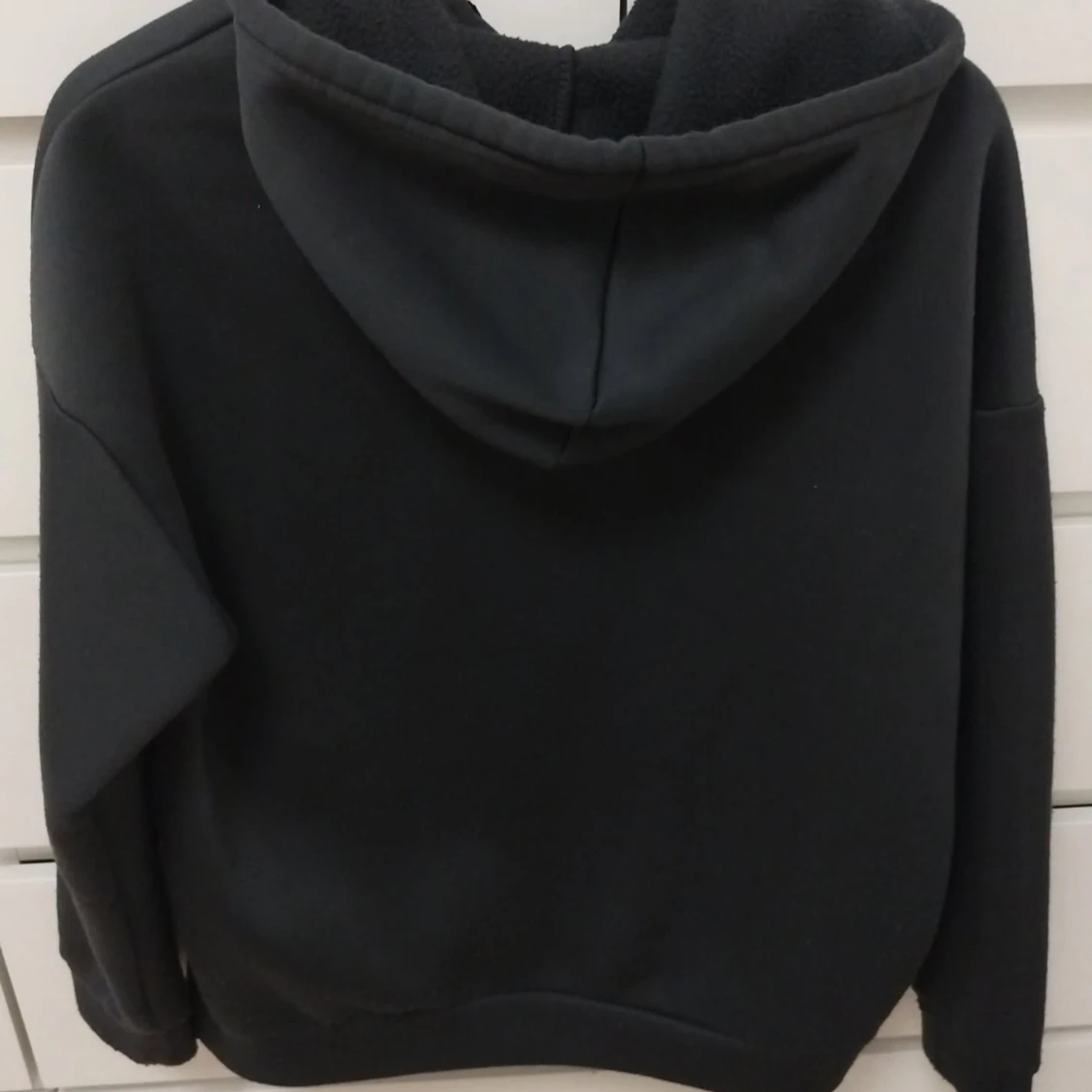 Svart hoodie Los Angeles 91 från SHEIN - 1