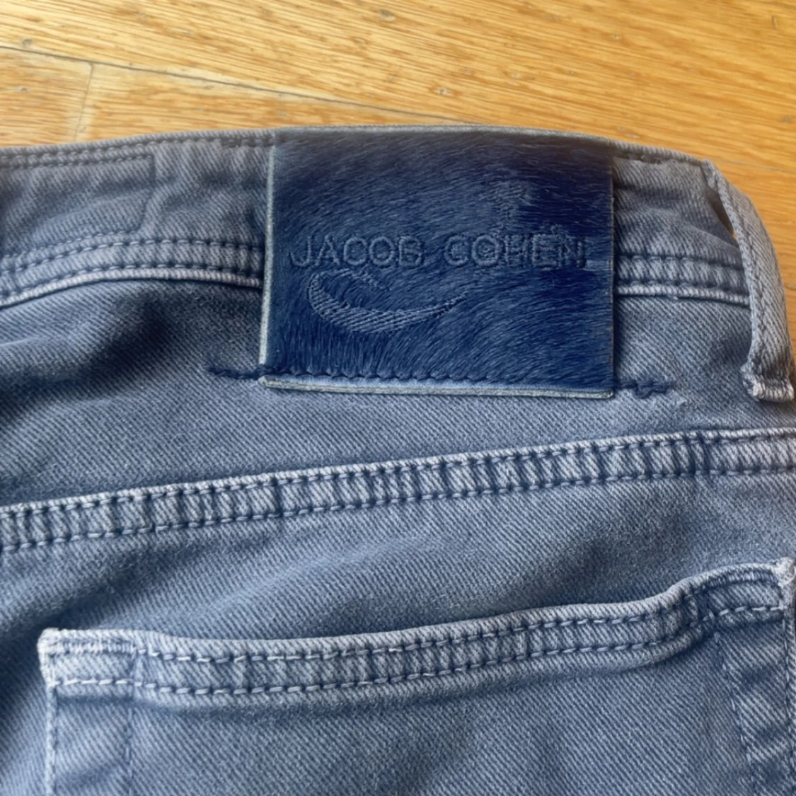 Grå jeans från Jacob Cohen - 4