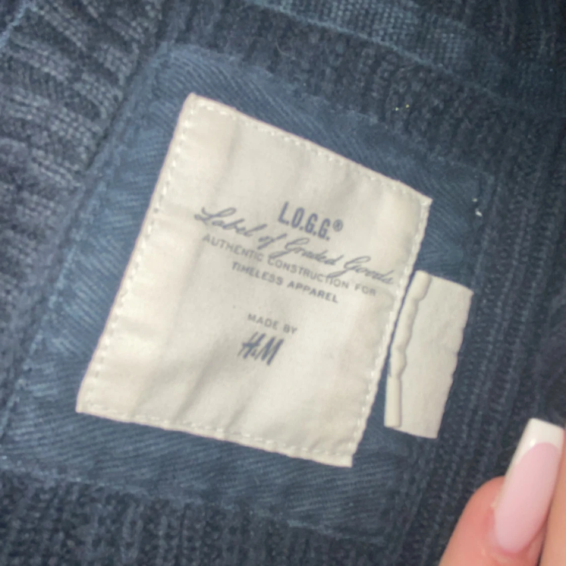 Mörkblå stickad kofta från H&M L.O.G.G. - 3