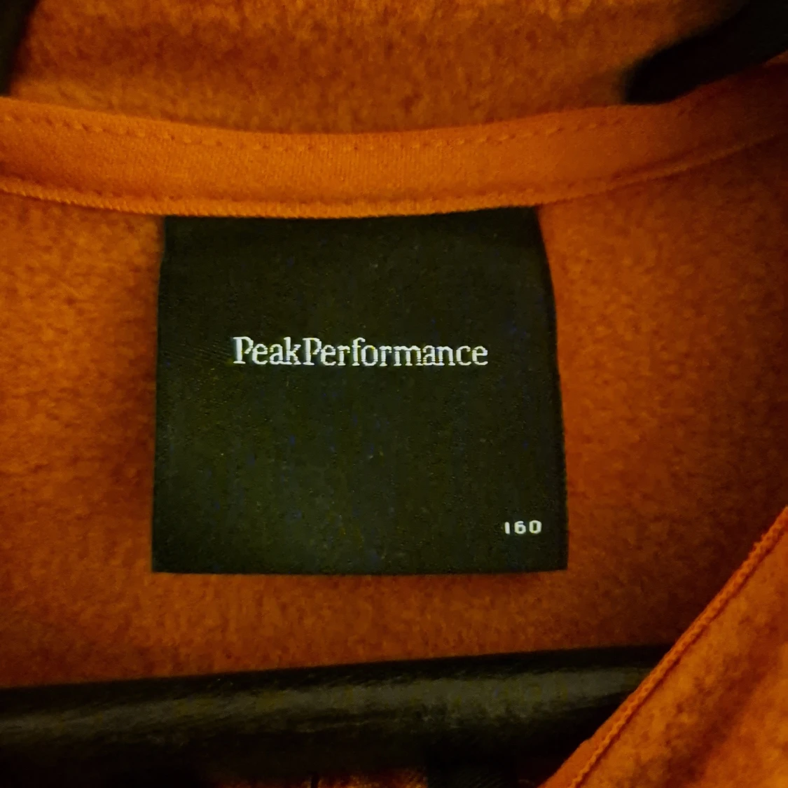 Peak Performance zip up - 3