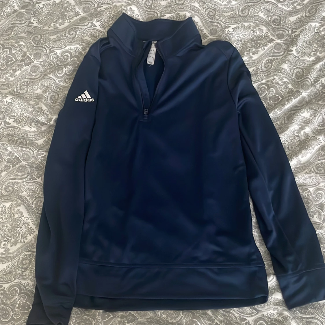 Mörkblå långärmad träningströja från Adidas