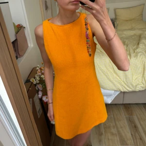 Orange miniklänning - Sommarklänning! Söt orange färg🧡