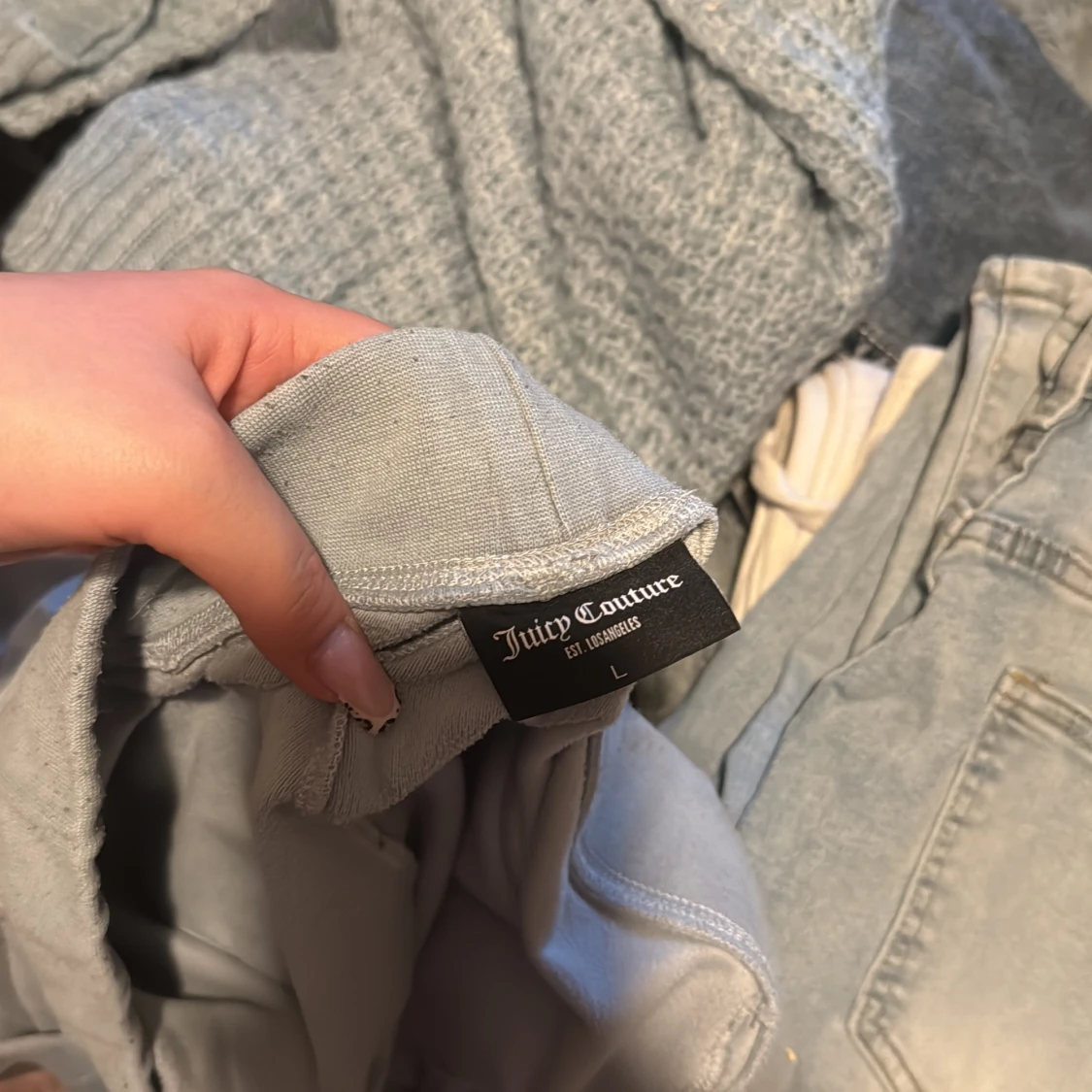 Ljusblåa byxor från Juicy Couture - 2