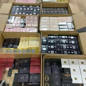 Parfym leverantör  - Säljer en parfym leverantör för reselling. 100kr Swish så får du leverantören (WhatsApp) (med kvitton)