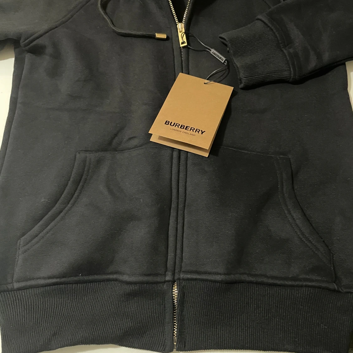 Svart burberry zip hoddie  - 2