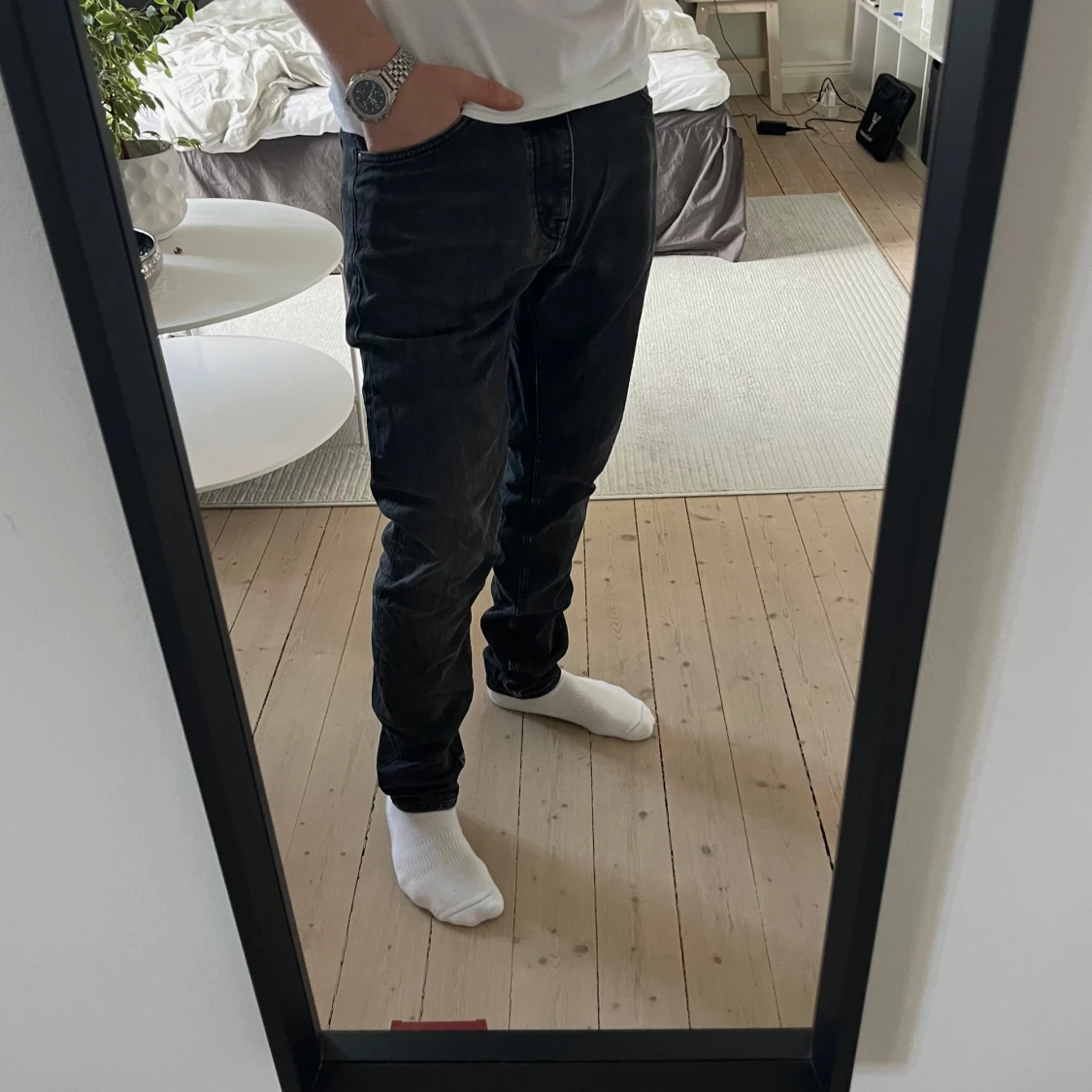 Svarta jeansbyxor från TIGER OF SWEDEN