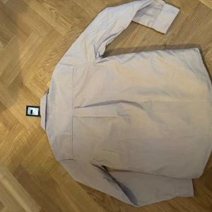Tommy hilfiger skjorta  - Size 12  150 cm
