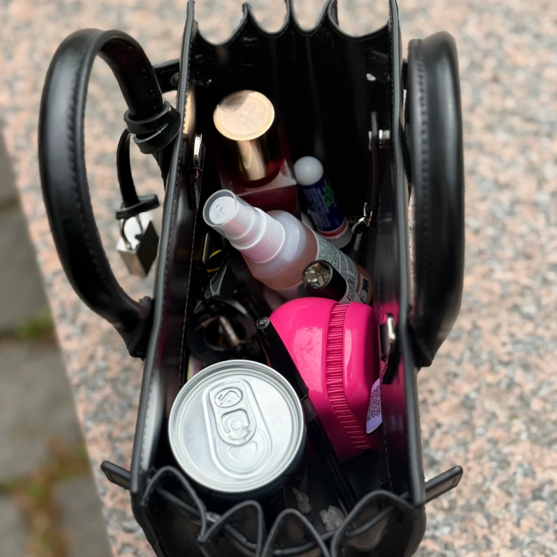 YSL Svart handväska från Saint Laurent - 1