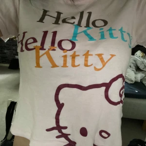 Hello Kitty tröja  - 🎀