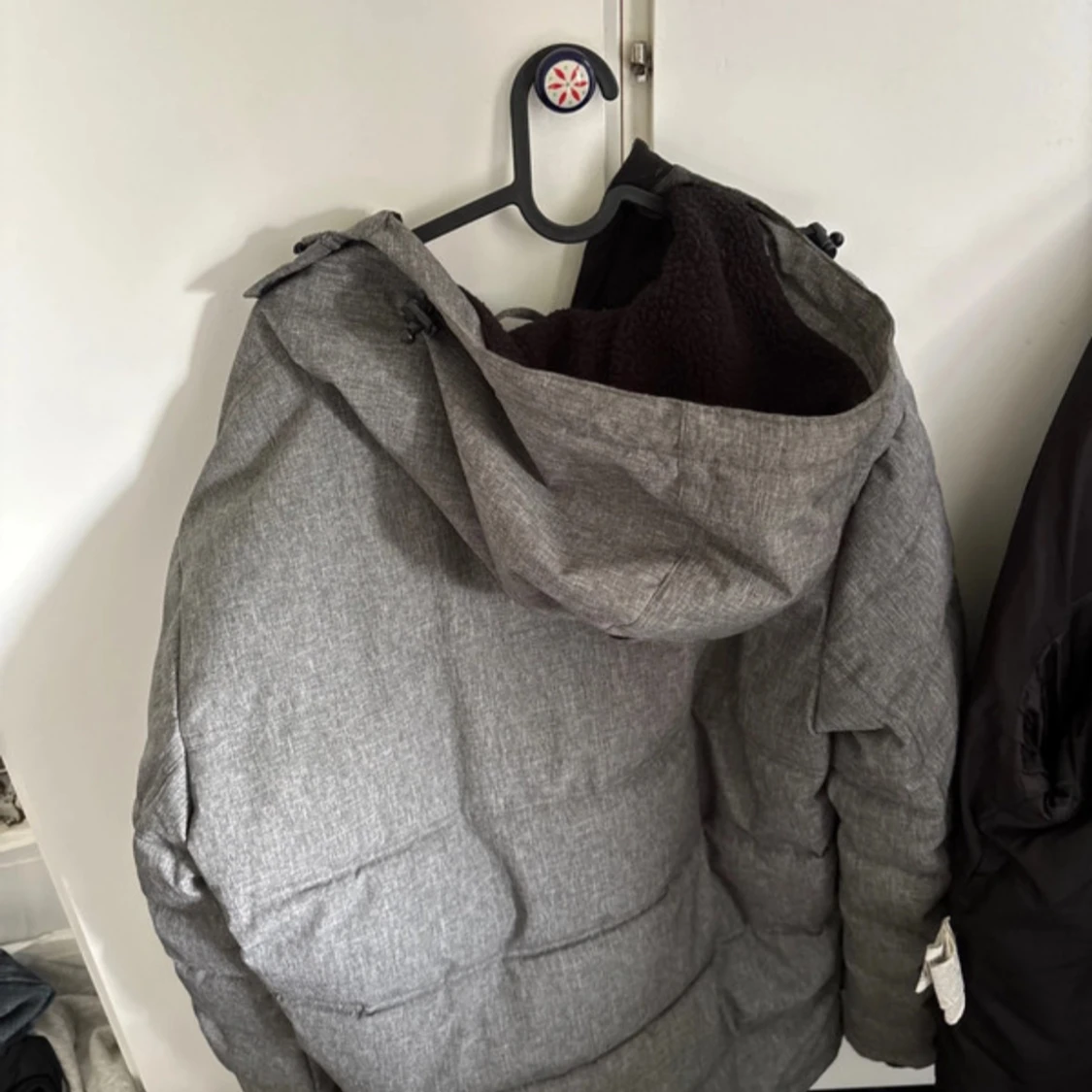 Grå pufferjacka från Take Off  - 2