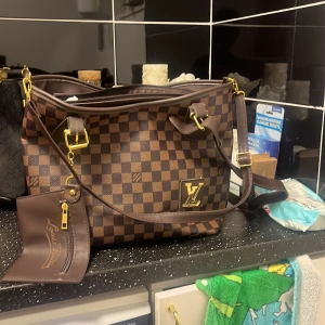 . - Kom privat för mer frågor 